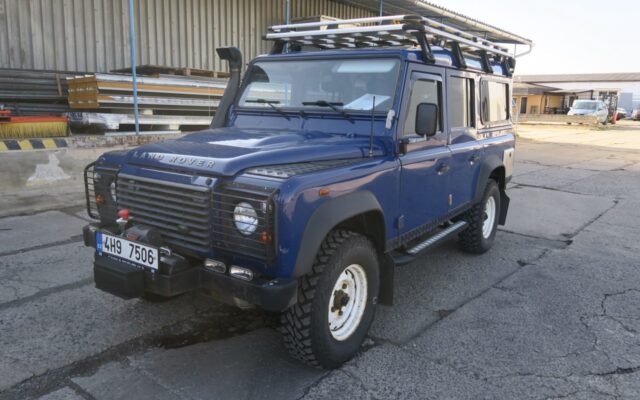 foto Elektronická aukce – 10. Vozidlo Land Rover Defender 110 STW 4H97506